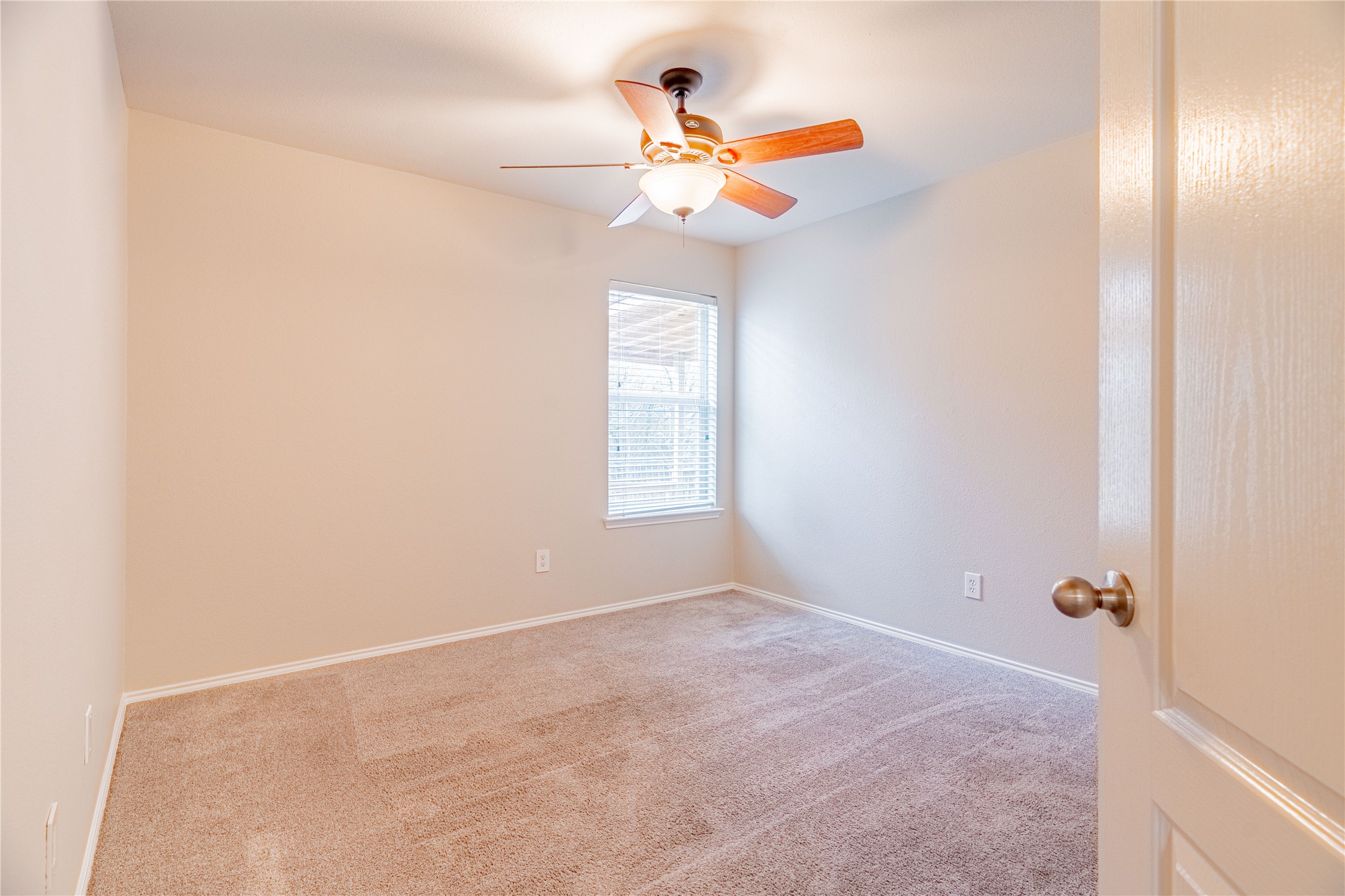 801 Deedee Creek Drive Euless TX 76040