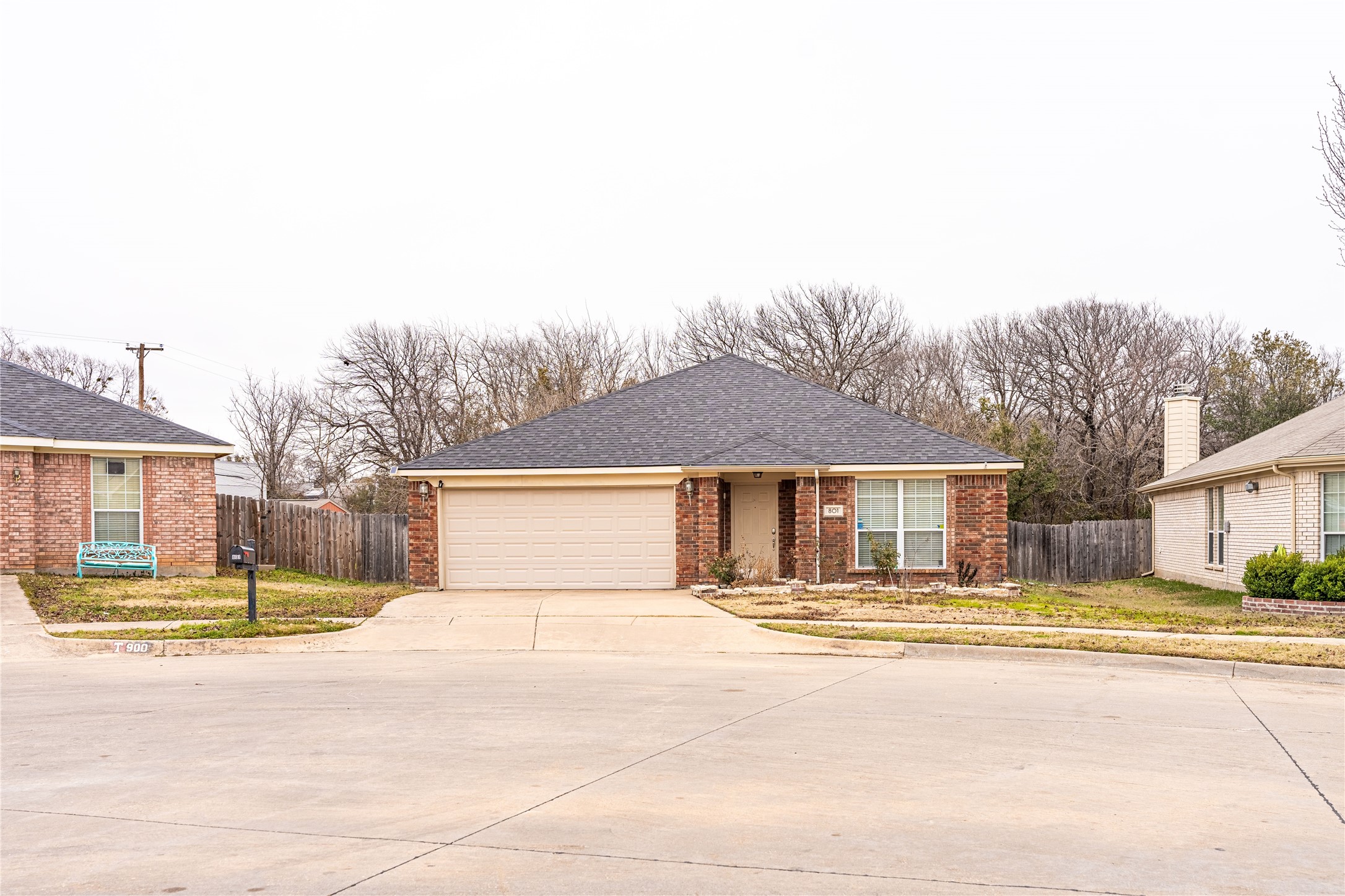 801 Deedee Creek Drive Euless TX 76040