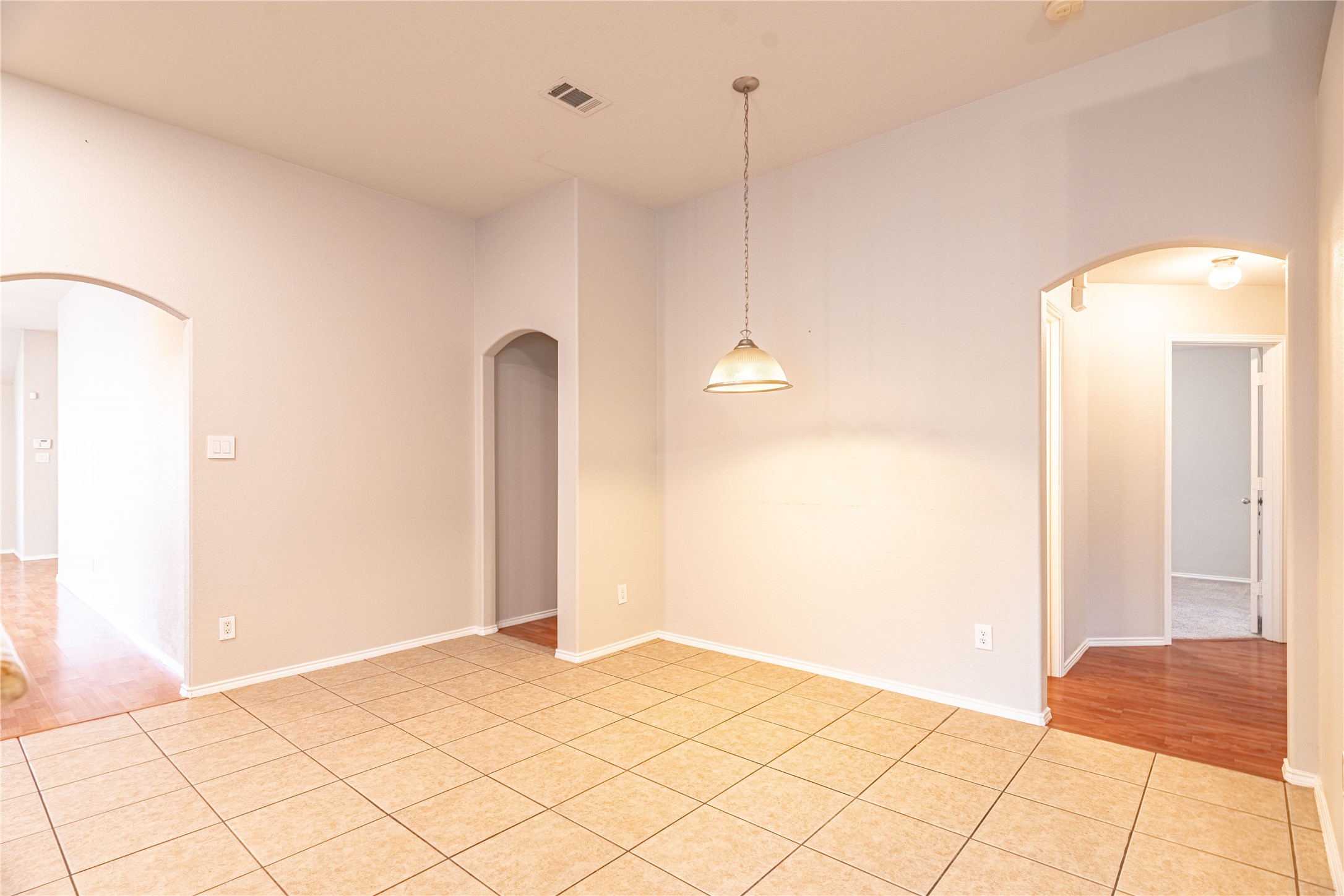801 Deedee Creek Drive Euless TX 76040