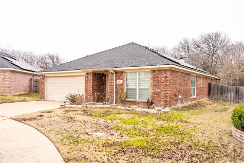 801 Deedee Creek Drive Euless TX 76040