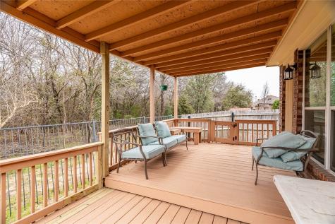 801 Deedee Creek Drive Euless TX 76040