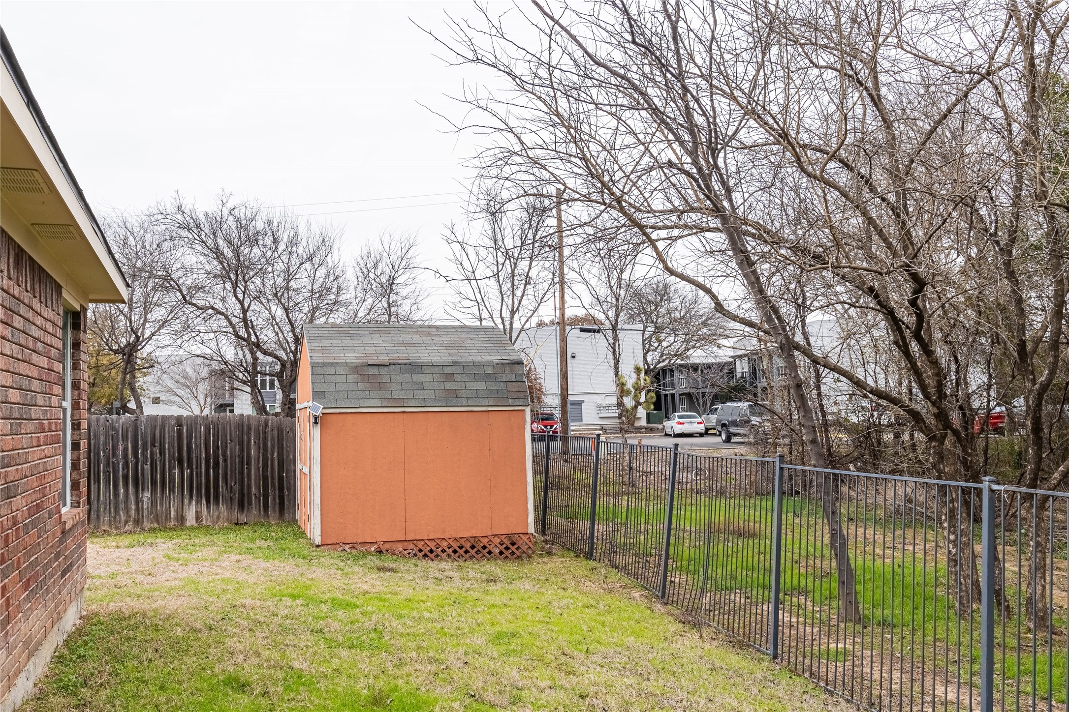 801 Deedee Creek Drive Euless TX 76040