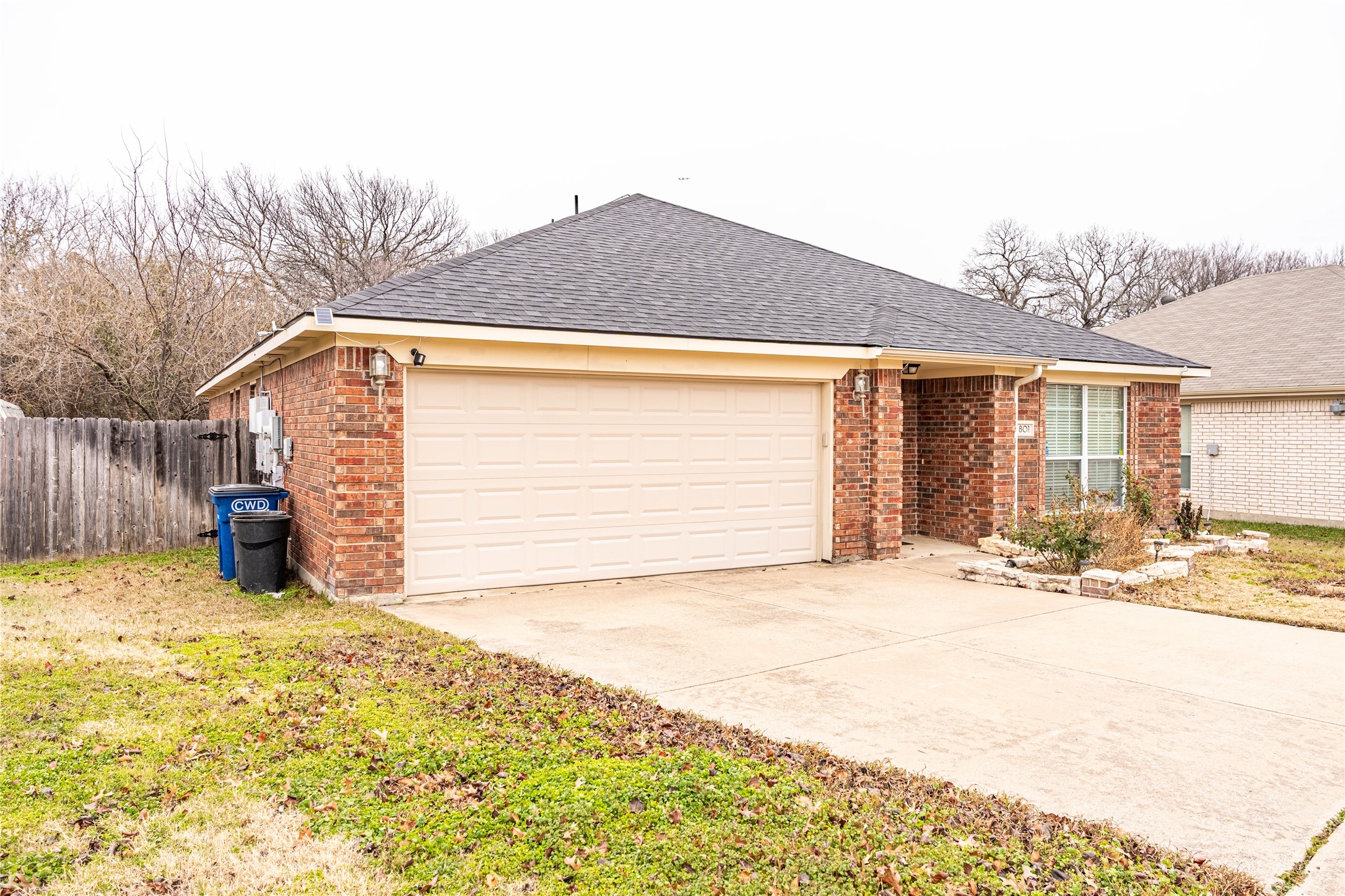 801 Deedee Creek Drive Euless TX 76040
