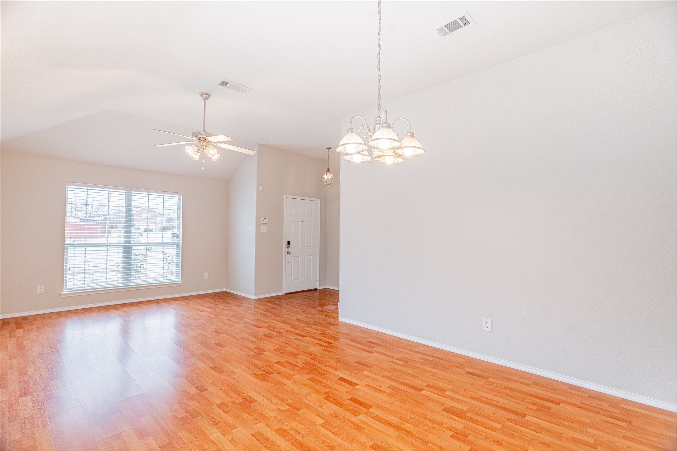 801 Deedee Creek Drive Euless TX 76040