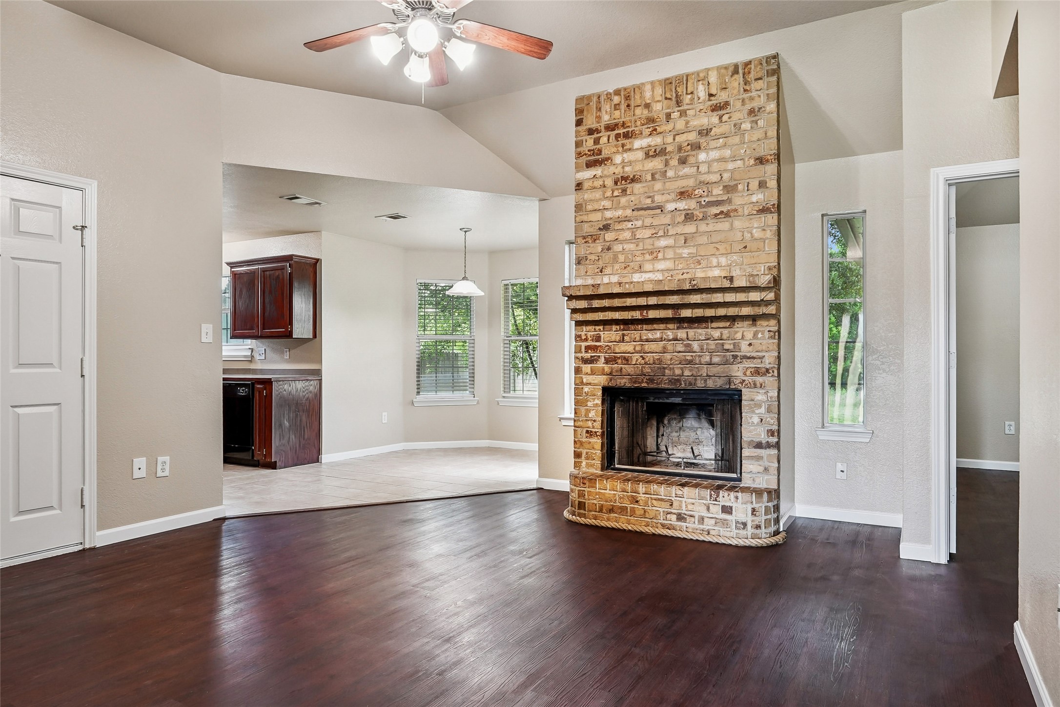 106 Owen Way Waxahachie TX 75165