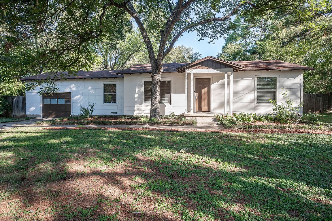 2107 Pecandale Drive Arlington TX 76013