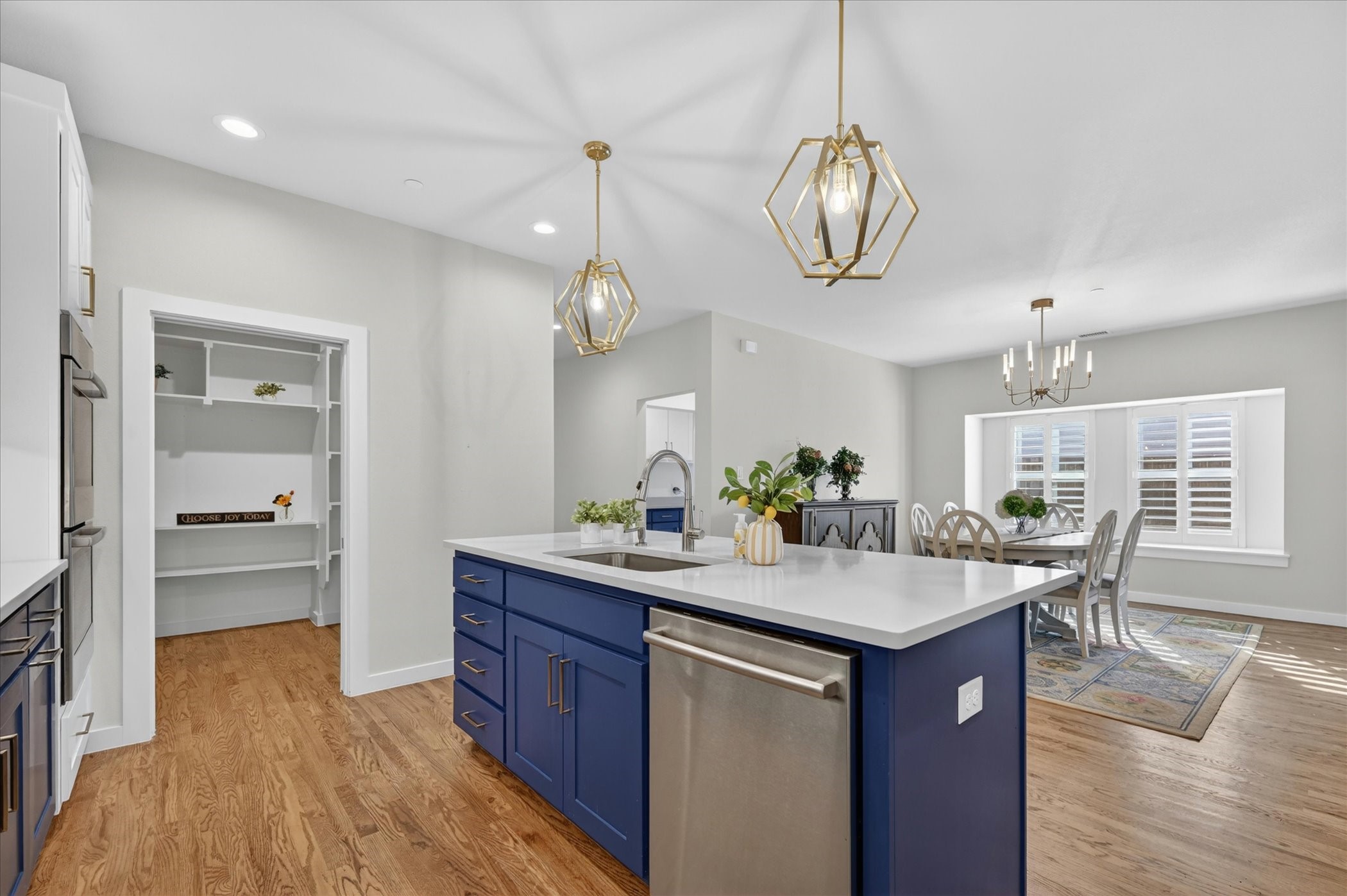 1018 Meadow Bend Loop N Grapevine TX 76051