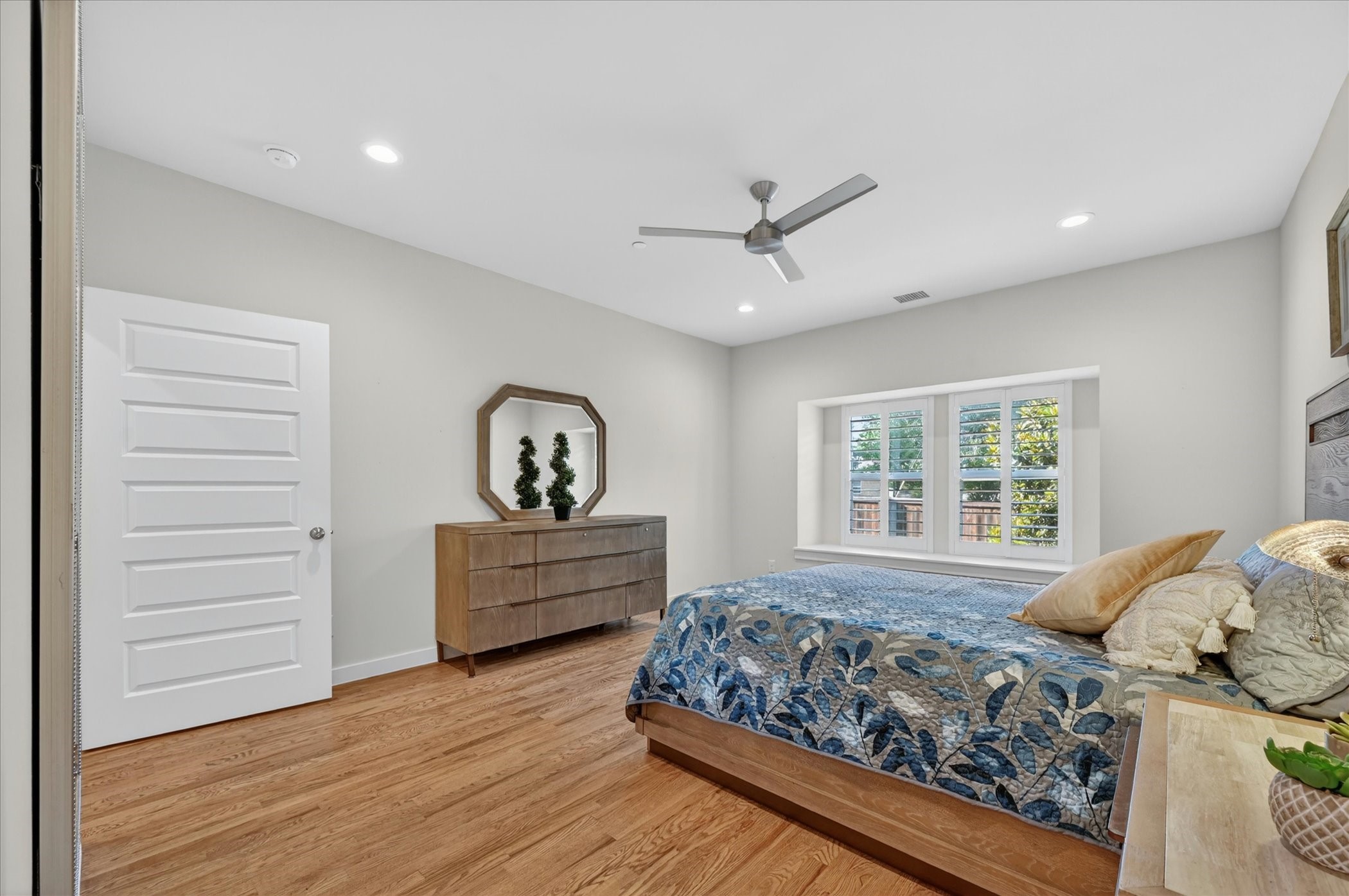 1018 Meadow Bend Loop N Grapevine TX 76051