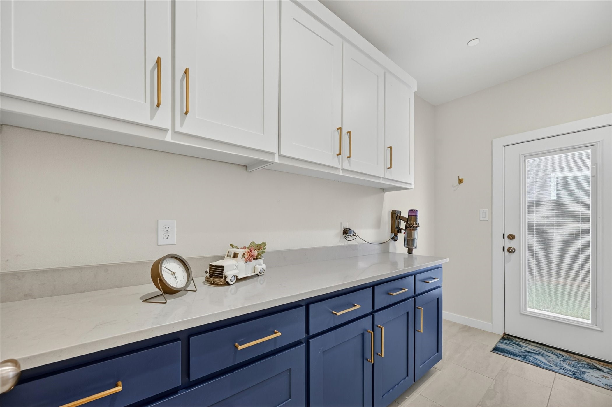 1018 Meadow Bend Loop N Grapevine TX 76051