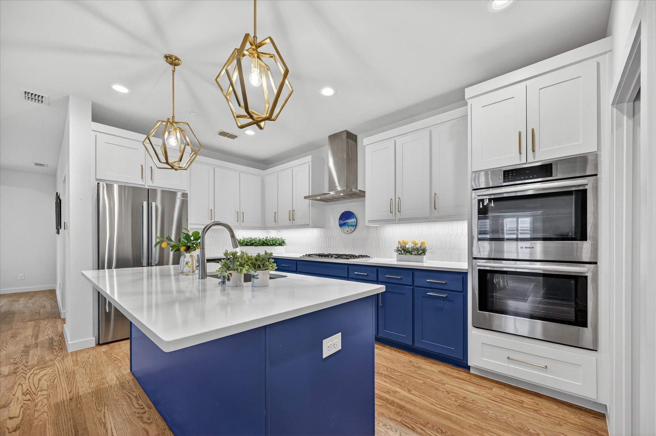 1018 Meadow Bend Loop N Grapevine TX 76051