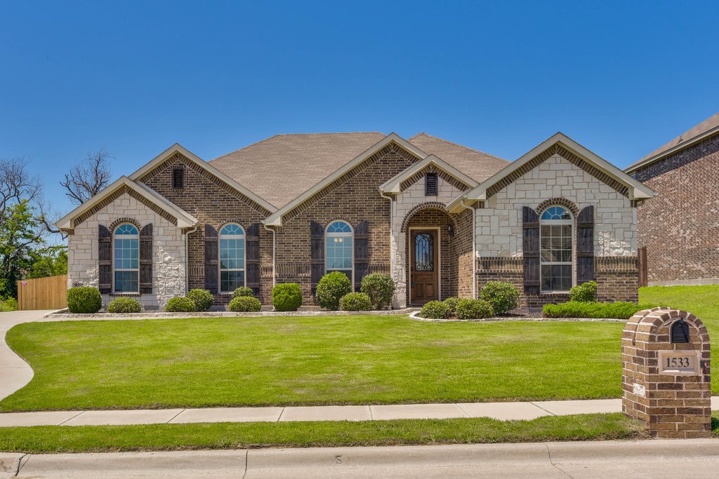 1533 Silverstone Drive Weatherford TX 76087