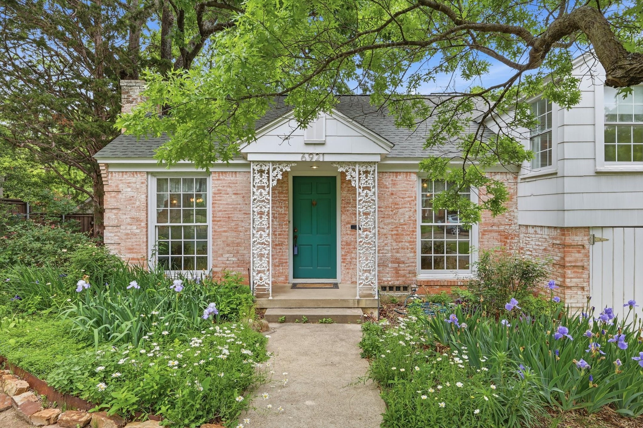 6921 Hammond Avenue Dallas TX 75223
