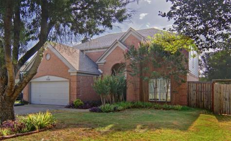 7108 Wooddale Drive Watauga TX 76148