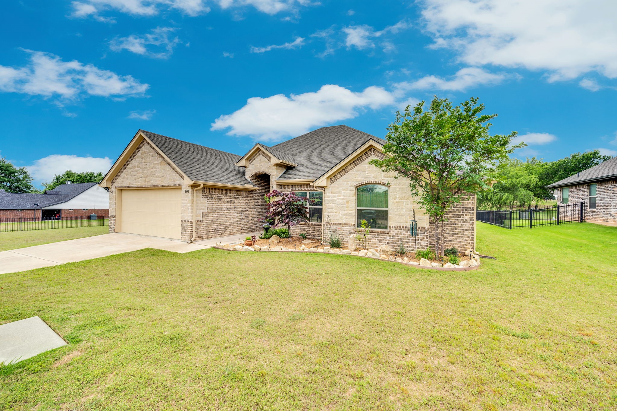 109 Creekside Drive Glen Rose TX 76043
