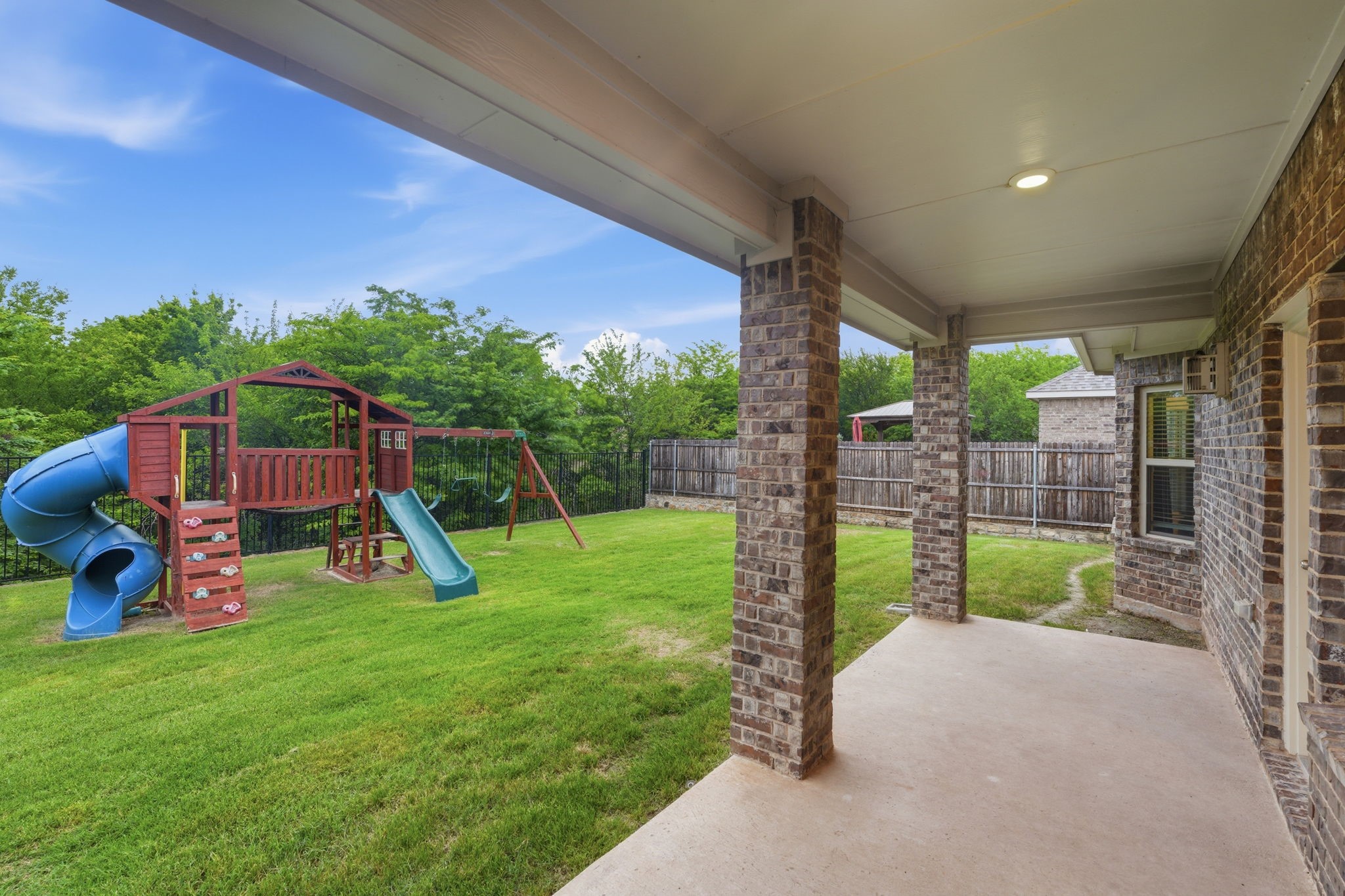 426 Highedge Drive Fate TX 75087