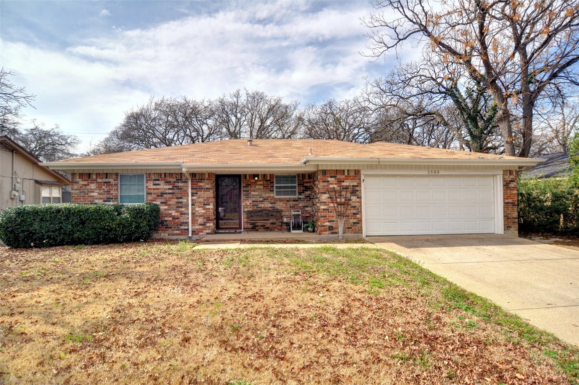 2806 Bent Tree Lane Arlington TX 76016