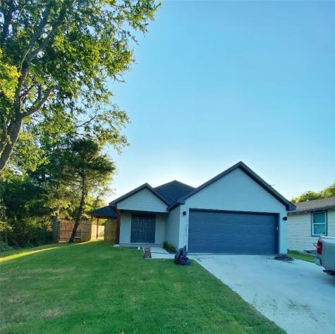 1218 Sayle Street Greenville TX 75401