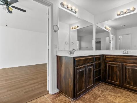 400 Elk Run Drive Fort Worth TX 76140