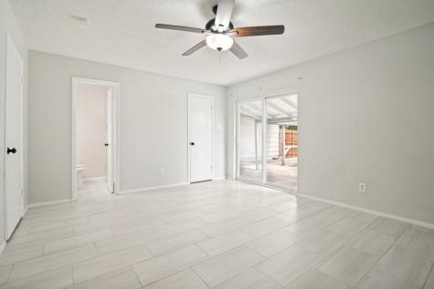 922 Meadowdale Circle Garland TX 75043