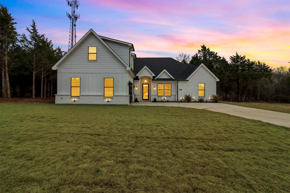 208 Guy Lane Pottsboro TX 75076