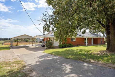 2720 N Us 377 Stephenville TX 76401