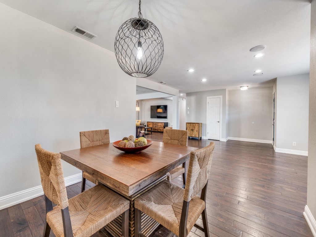 8317 Baumgarten Drive Dallas TX 75228