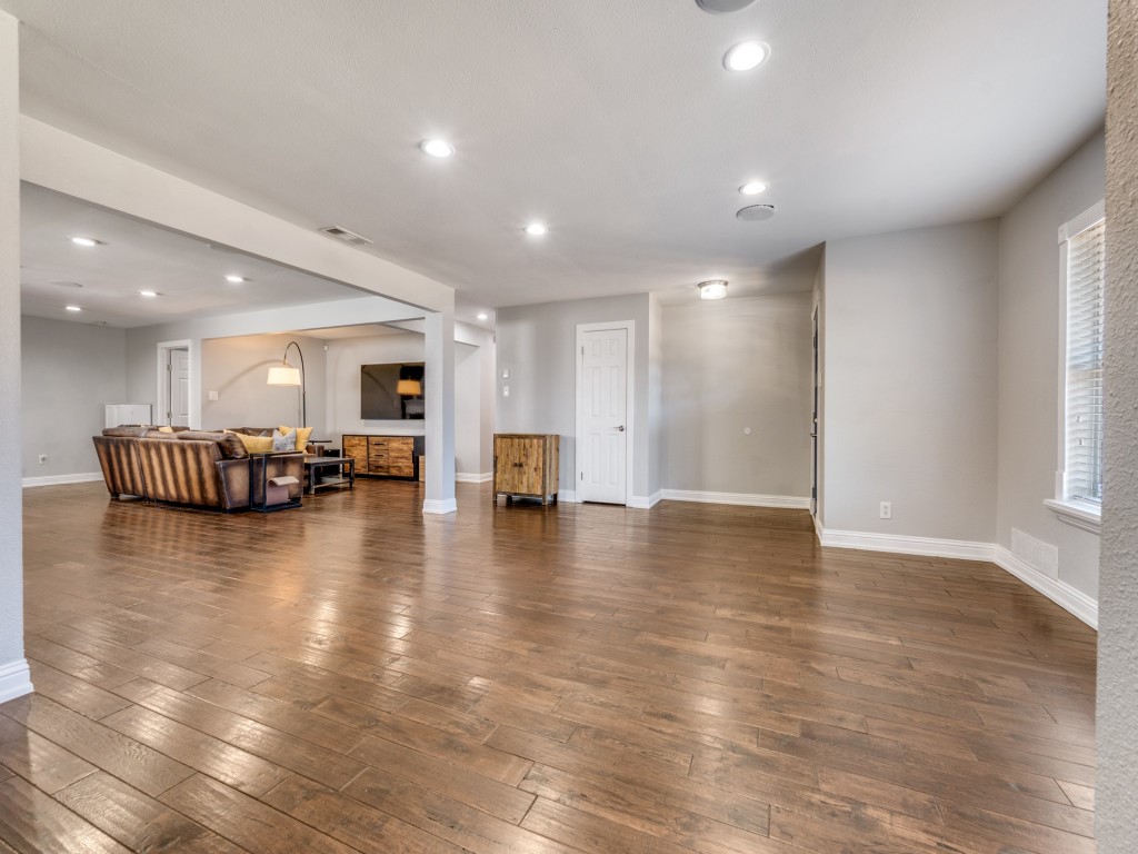 8317 Baumgarten Drive Dallas TX 75228