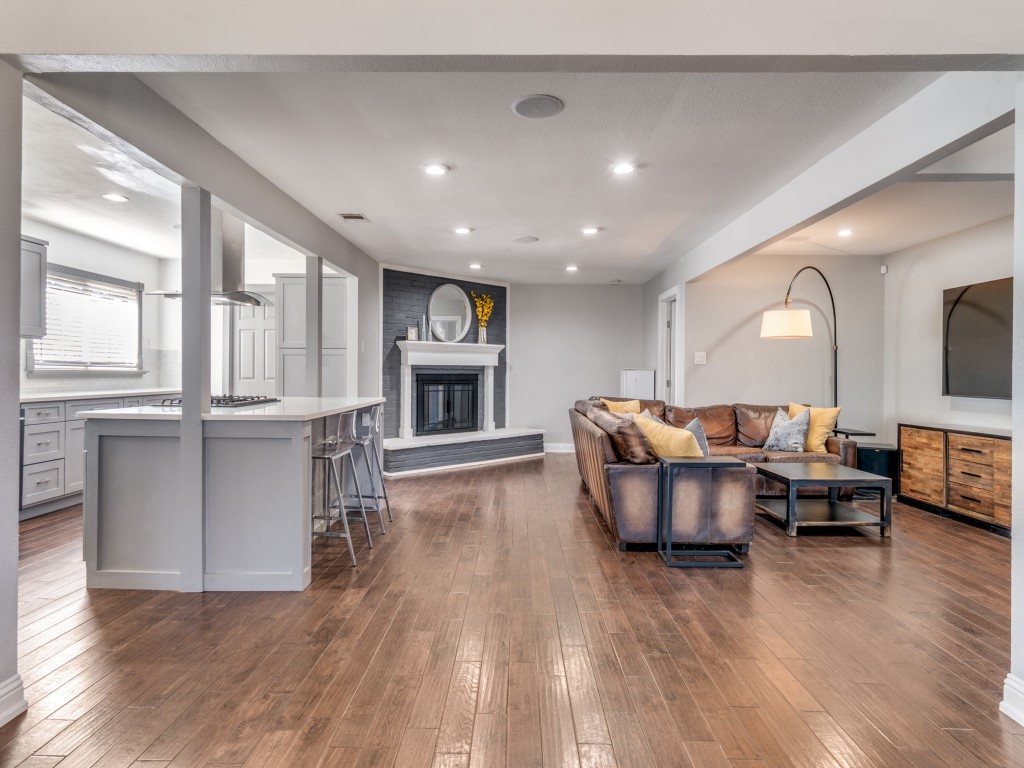 8317 Baumgarten Drive Dallas TX 75228