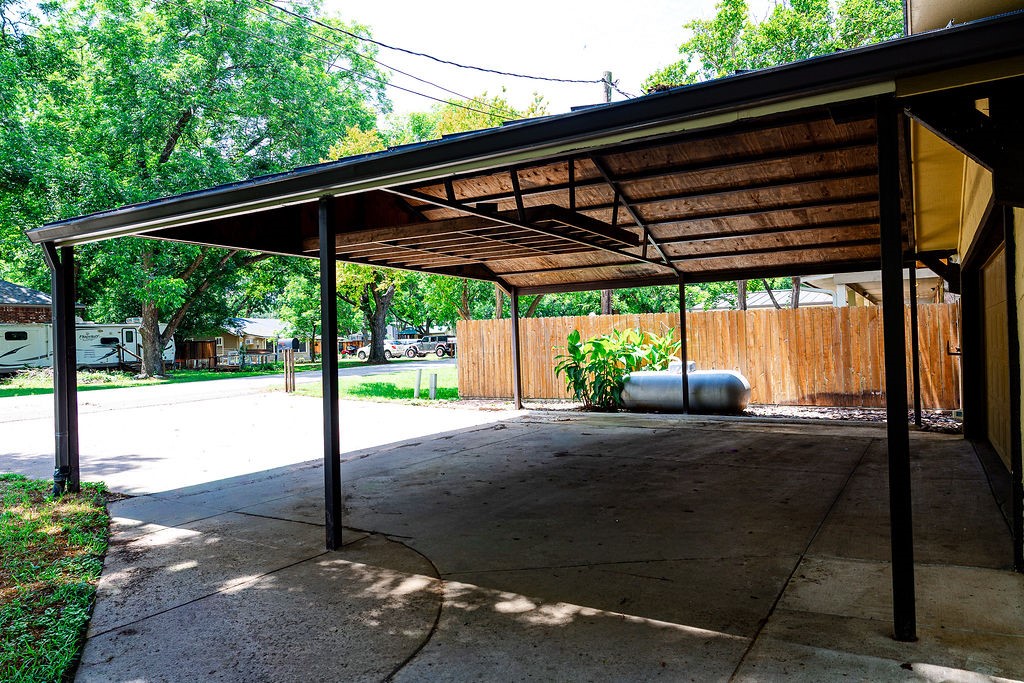 179 E El Camino Real Weatherford TX 76087