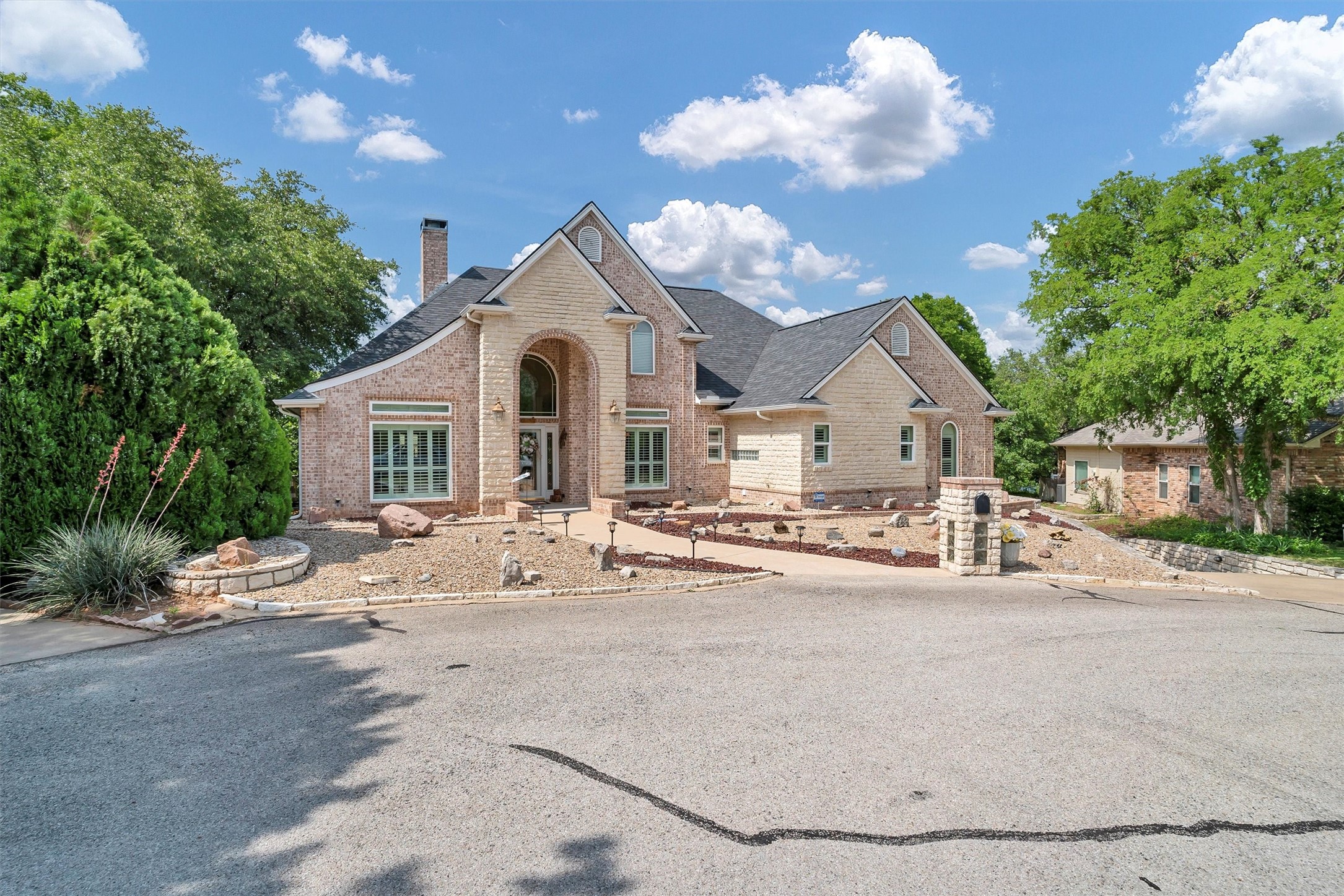 8617 Calviton Court Granbury TX 76049