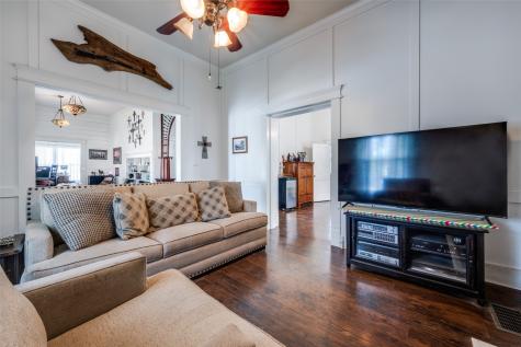310 E Tarrant Street Bowie TX 76230