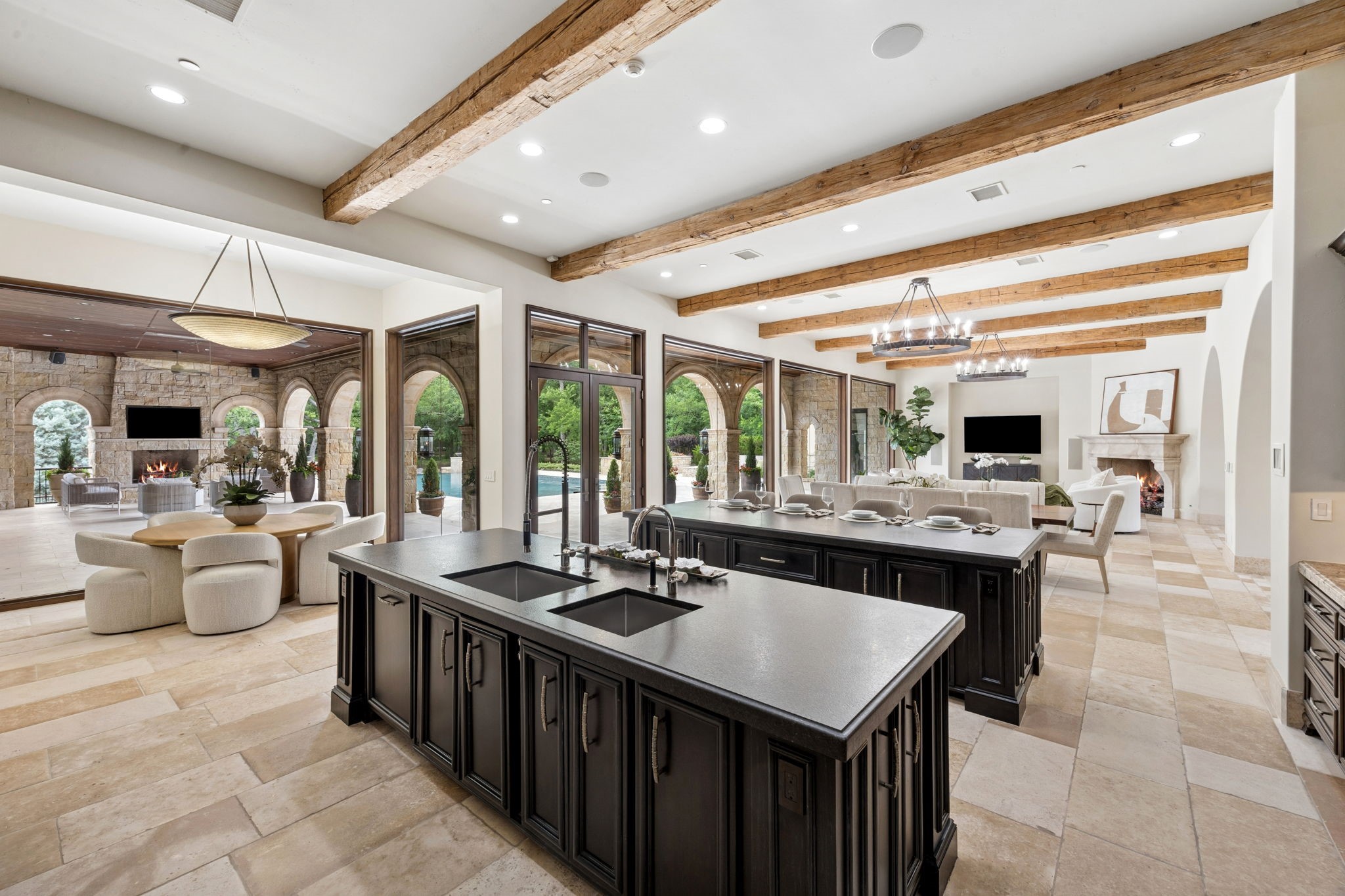 690 S Peytonville Avenue Southlake TX 76092