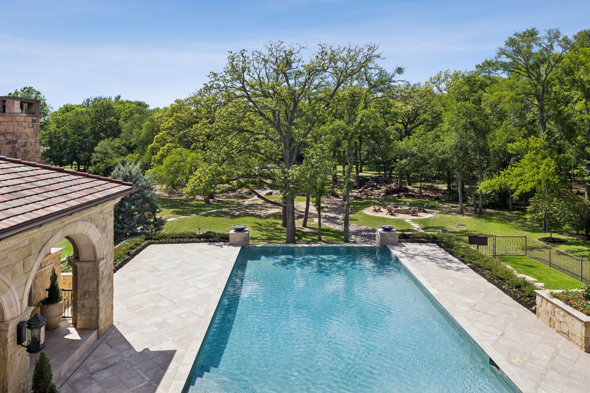 690 S Peytonville Avenue Southlake TX 76092