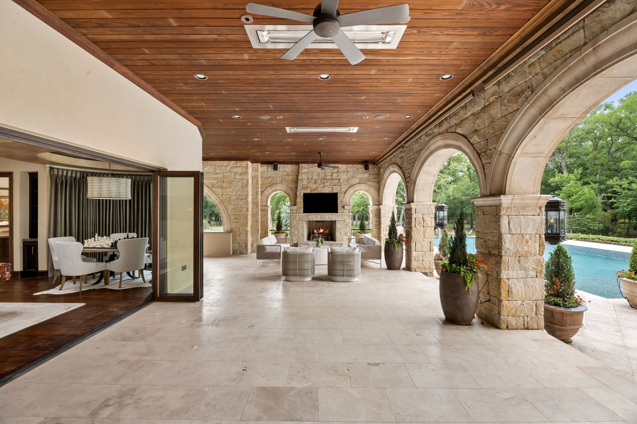 690 S Peytonville Avenue Southlake TX 76092