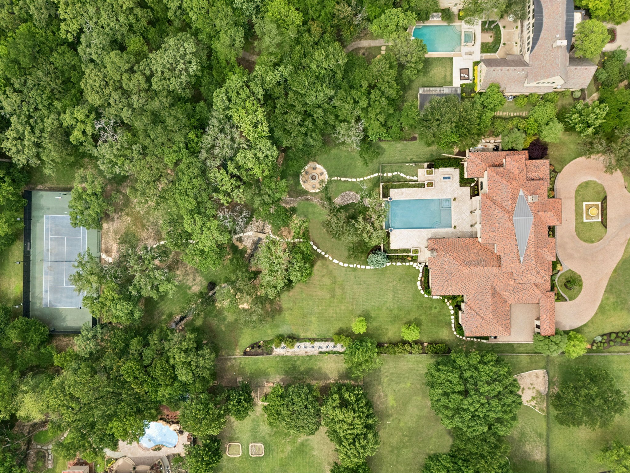690 S Peytonville Avenue Southlake TX 76092