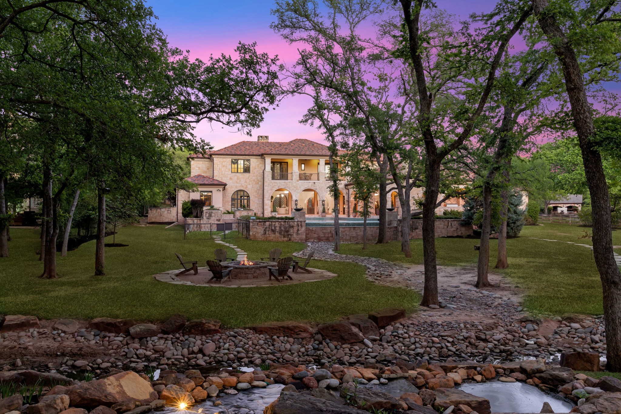 690 S Peytonville Avenue Southlake TX 76092