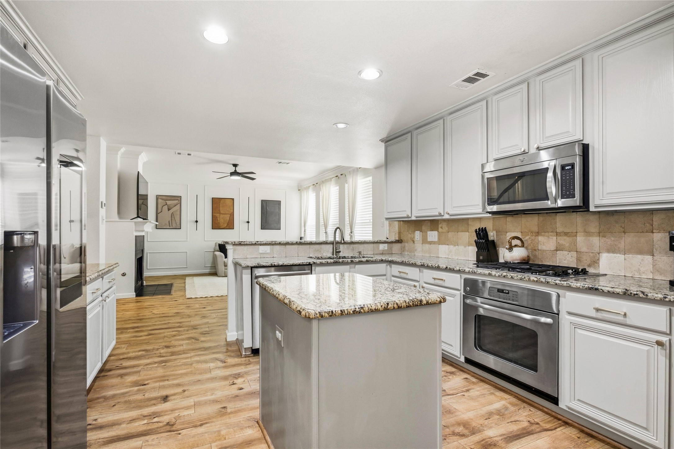1212 Rooney Lane Carrollton TX 75007