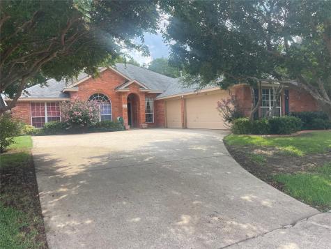 506 Baltusrol Circle Garland TX 75044