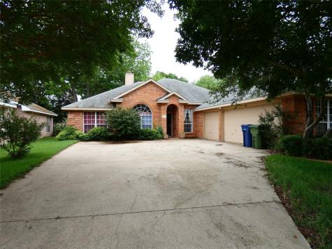 506 Baltusrol Circle Garland TX 75044