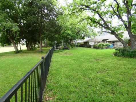 506 Baltusrol Circle Garland TX 75044