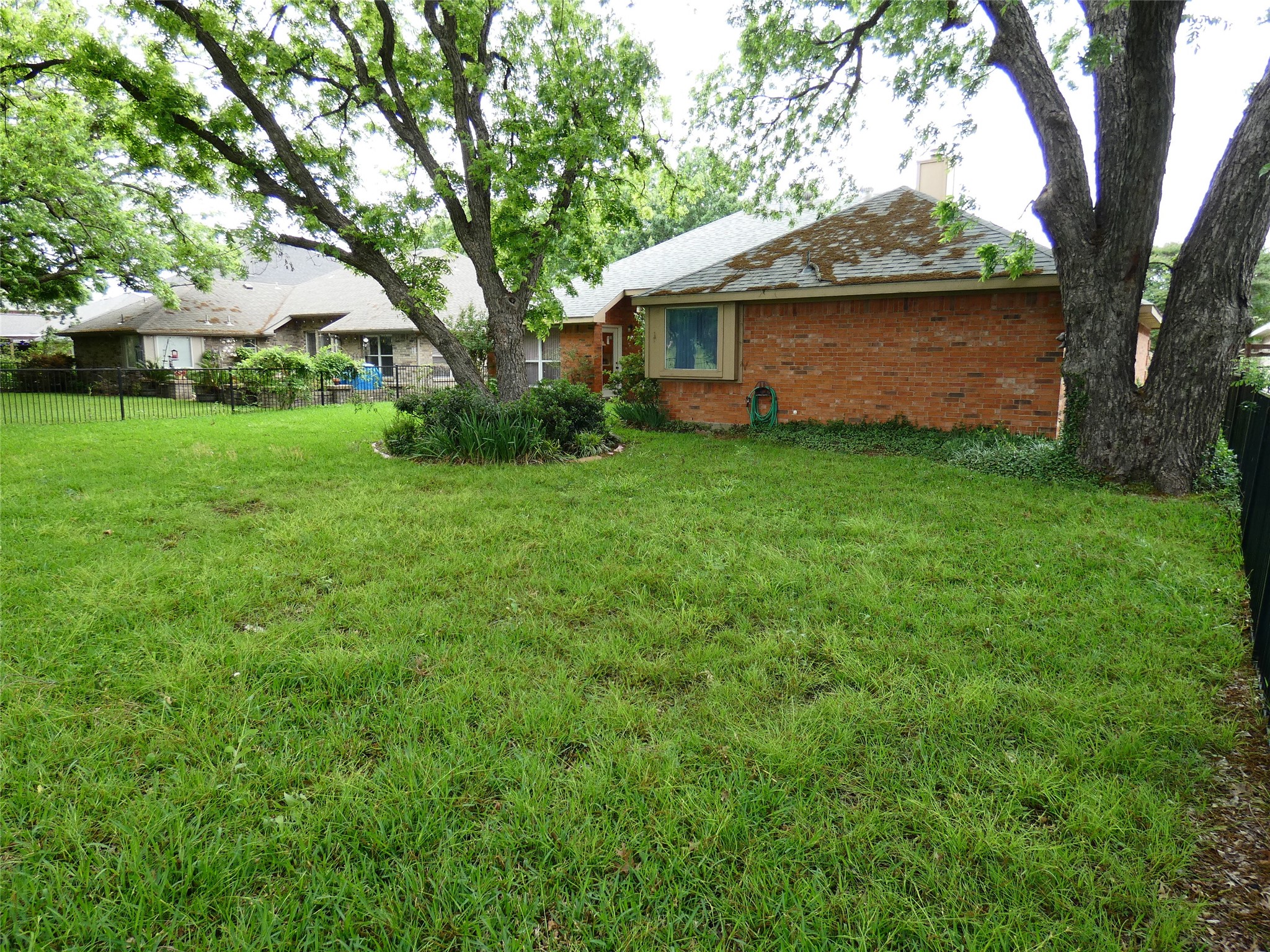 506 Baltusrol Circle Garland TX 75044