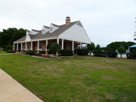 506 Baltusrol Circle Garland TX 75044