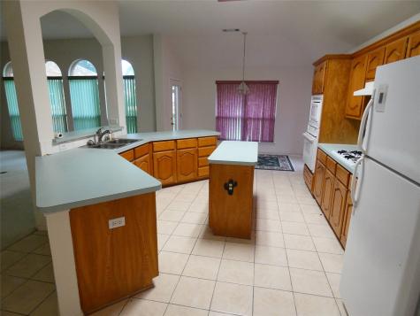 506 Baltusrol Circle Garland TX 75044