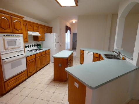 506 Baltusrol Circle Garland TX 75044