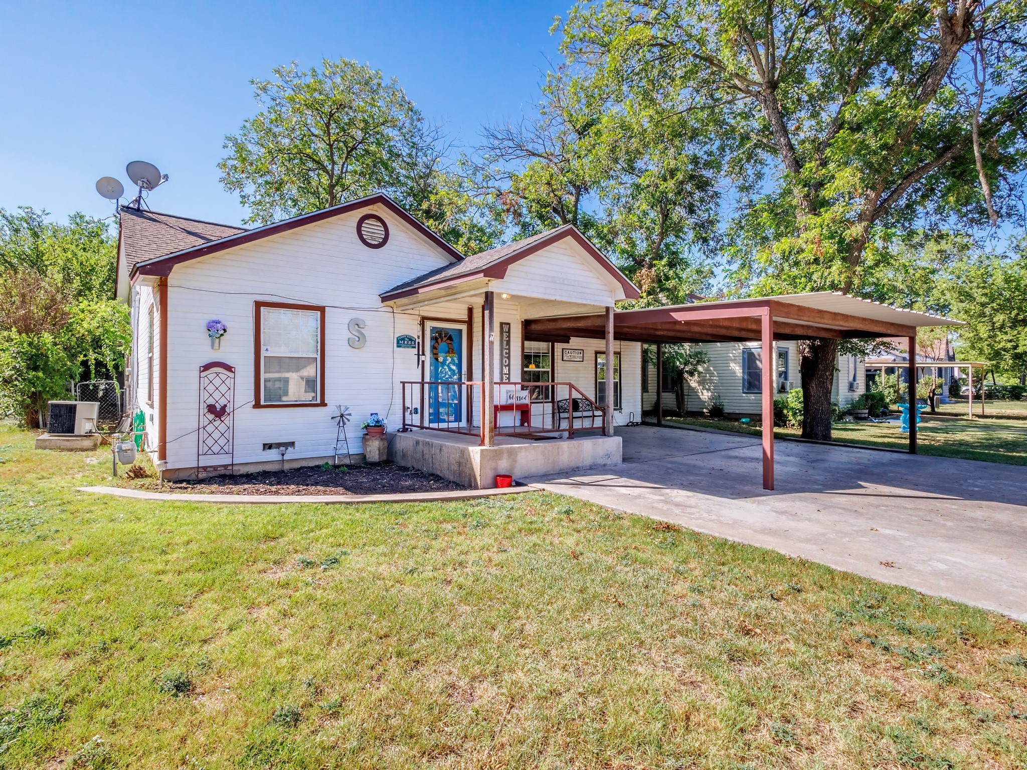 108 Hollywood Street Coleman TX 76834