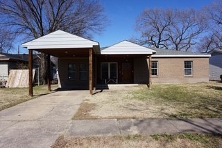 134 W Cober Drive Grand Prairie TX 75051
