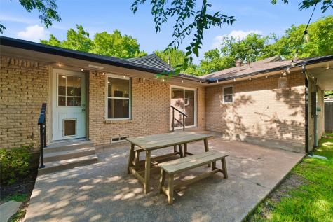 514 Huntingdon Court Irving TX 75061