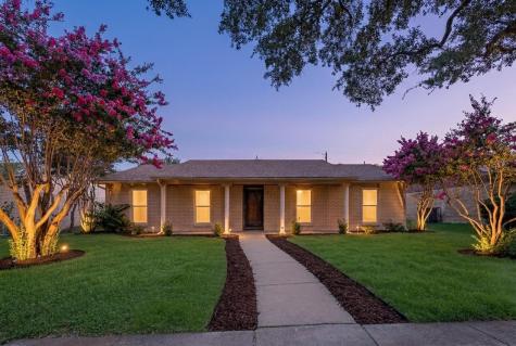 8515 Baumgarten Drive Dallas TX 75228