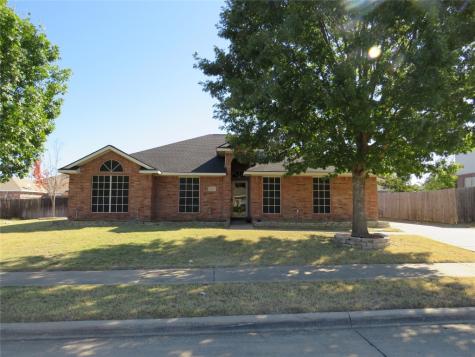 1112 Urban Drive Desoto TX 75115