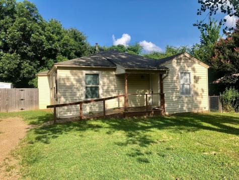 836 E Laramie Lane Dallas TX 75217